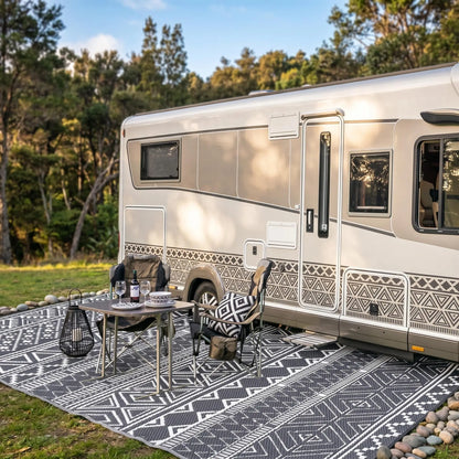 Garvee Waterproof Double-Sided Outdoor Plastic Straw Rug