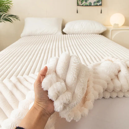 Slumber Ultra-Soft 3D Striped Throw Blanket